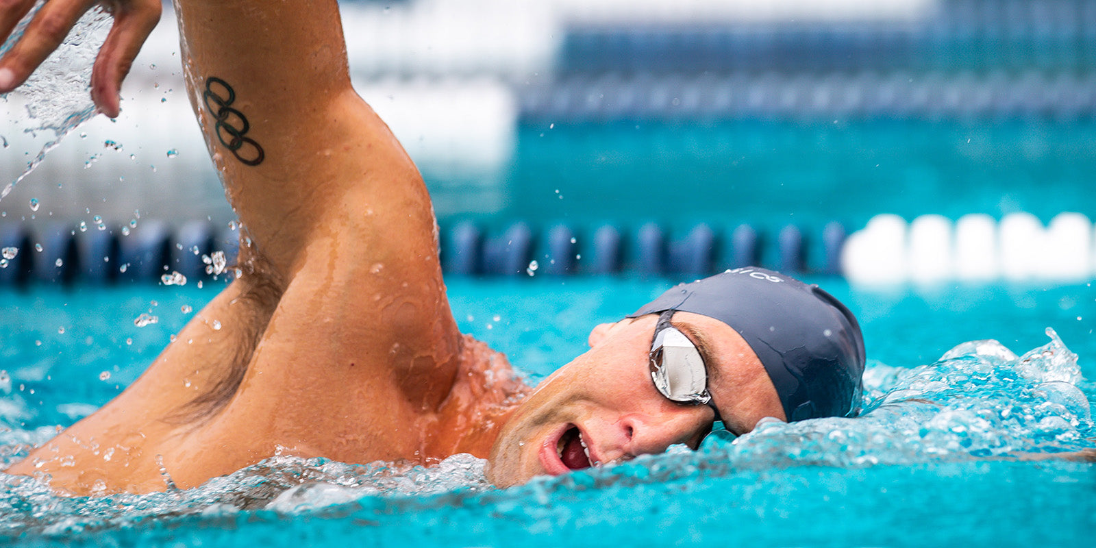Can You Swim with Contacts? | Swimming with contact lenses