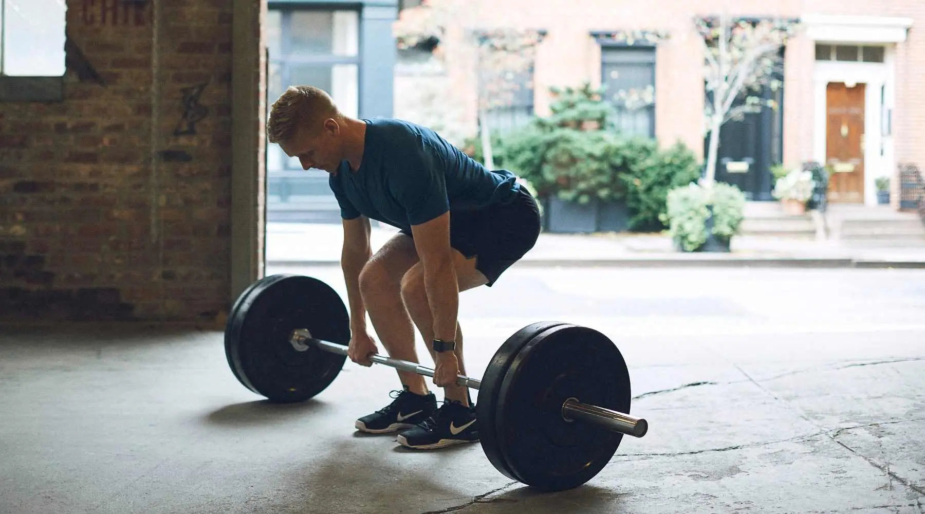 Swimming Exercises: Drills, Stroke Rate, and Deadlift for Swimmers