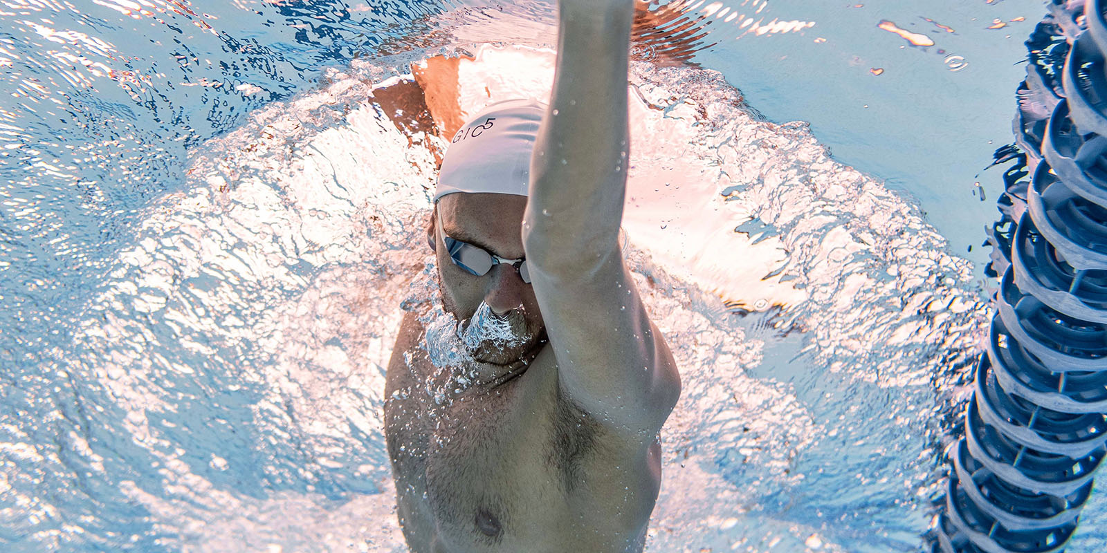 Stretches for Swimmers Shoulder