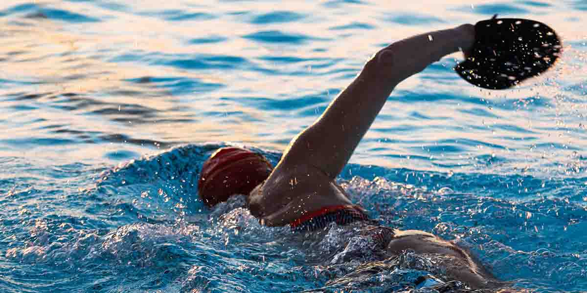 7 Essential Tips for Building Endurance in Swimming