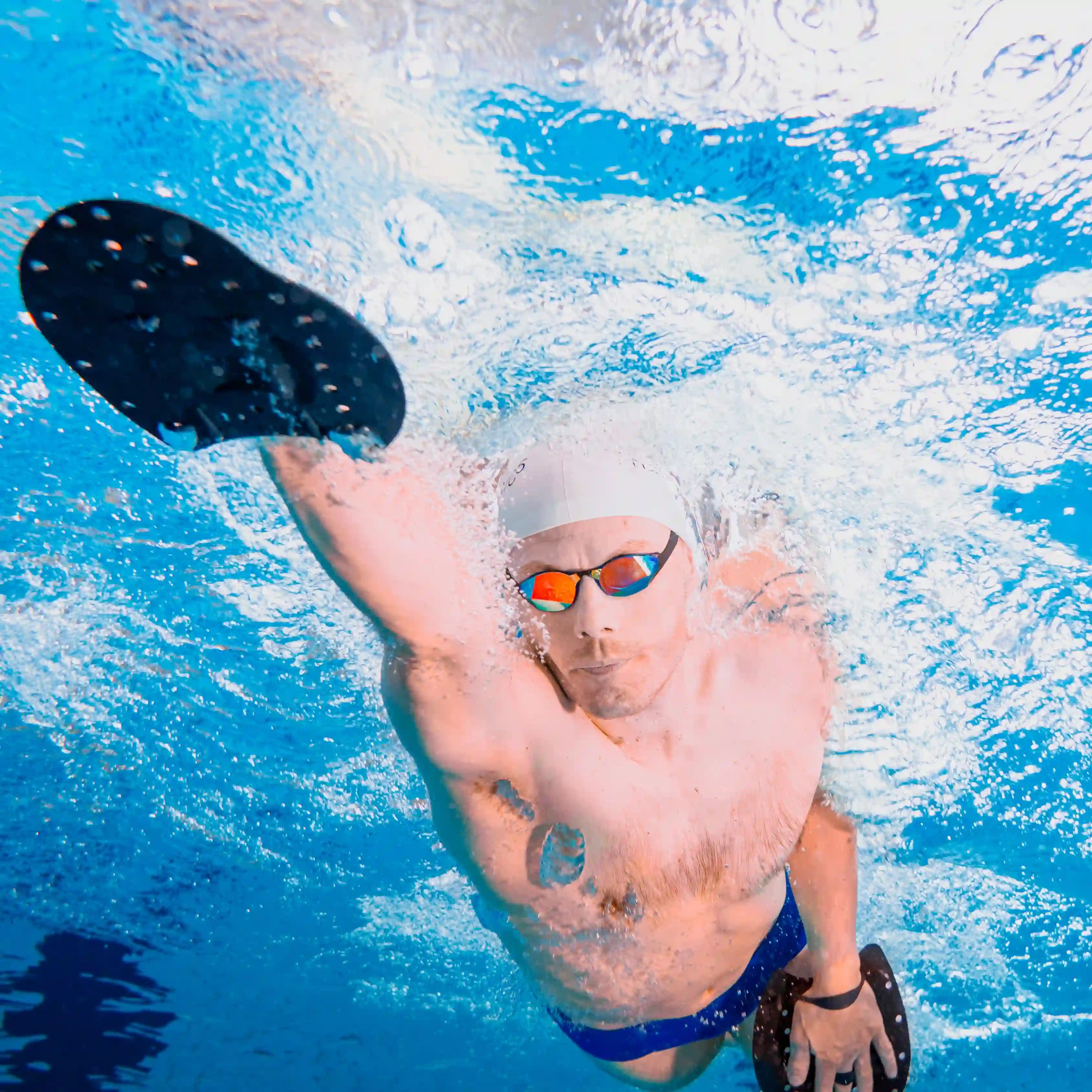 Hand Paddles in action