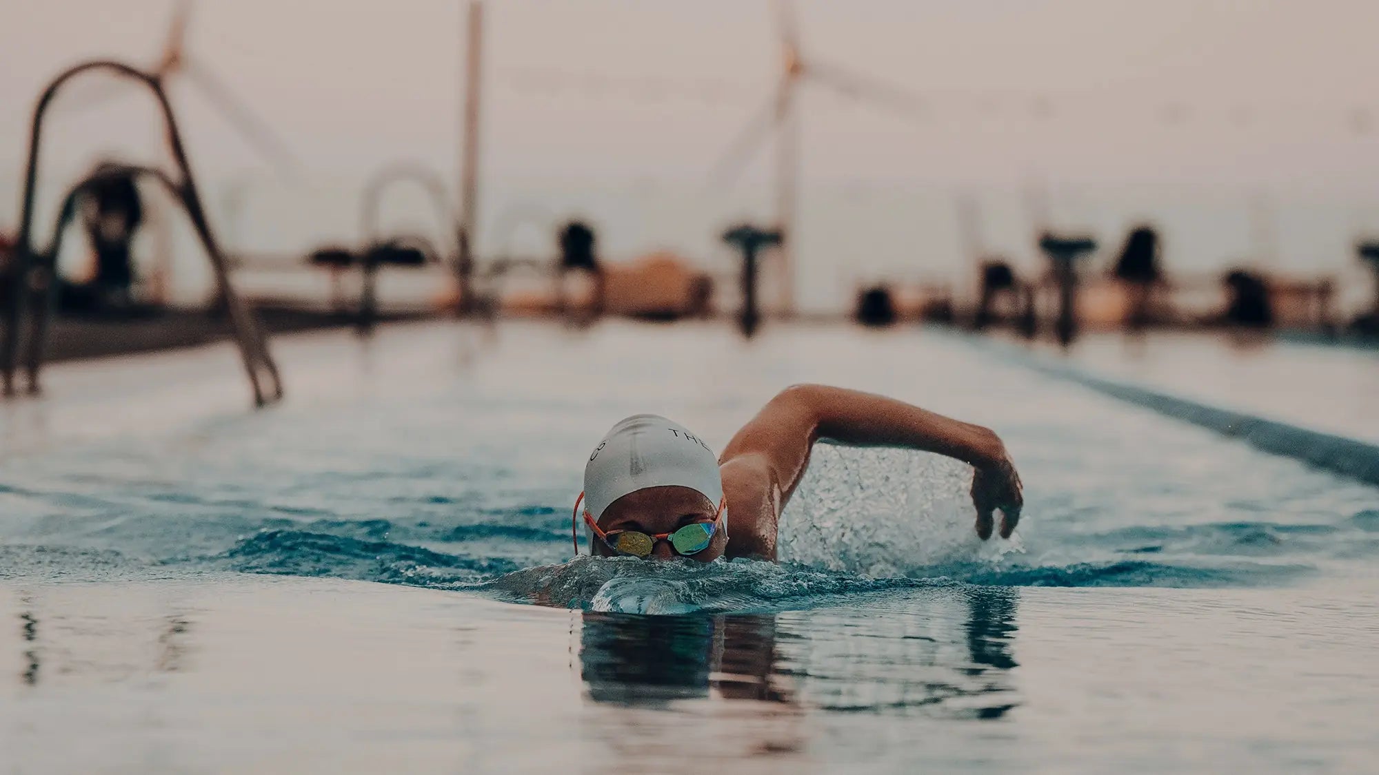 Stephanie_Clutterbuck Pro Triathlete wearing THEMAGIC5 Goggles