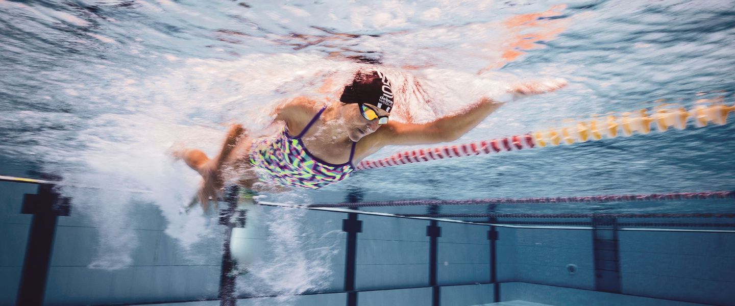 Laura Siddal Swimming