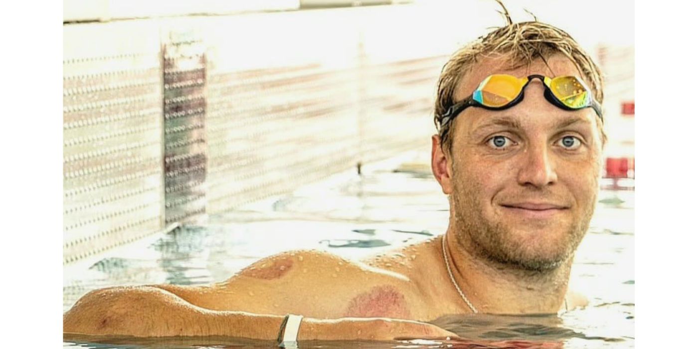 Tom Devert wearing TheMagic5 goggles