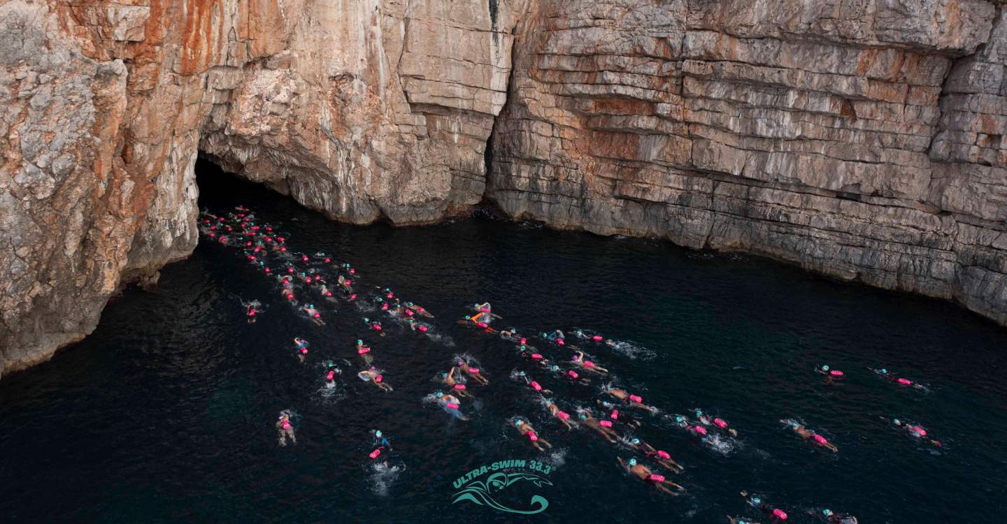 Swimmers competing In UltraSwim33.3