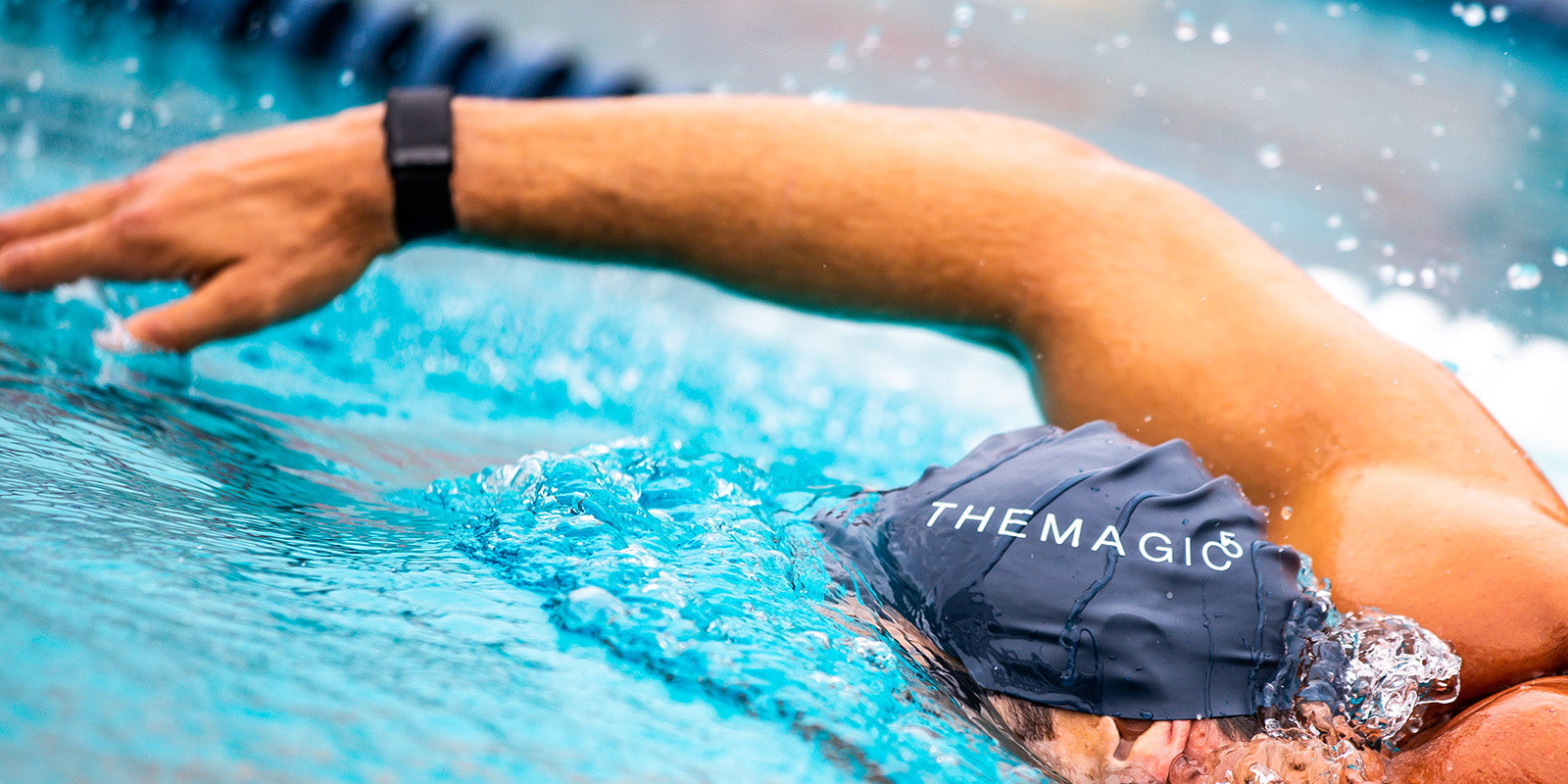TheMagic5 swim cap in action